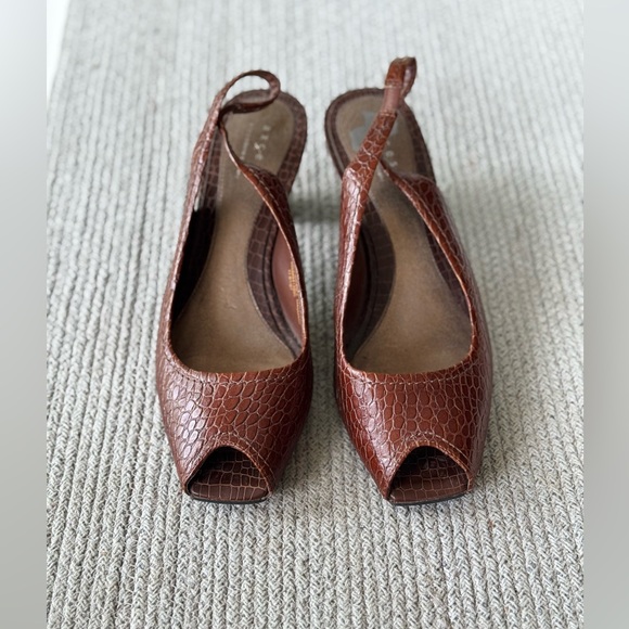 Vintage Axcess Liz Claiborne Brown Croc Leather Peeptoe Slingback Heels Size 9 - Picture 12 of 12